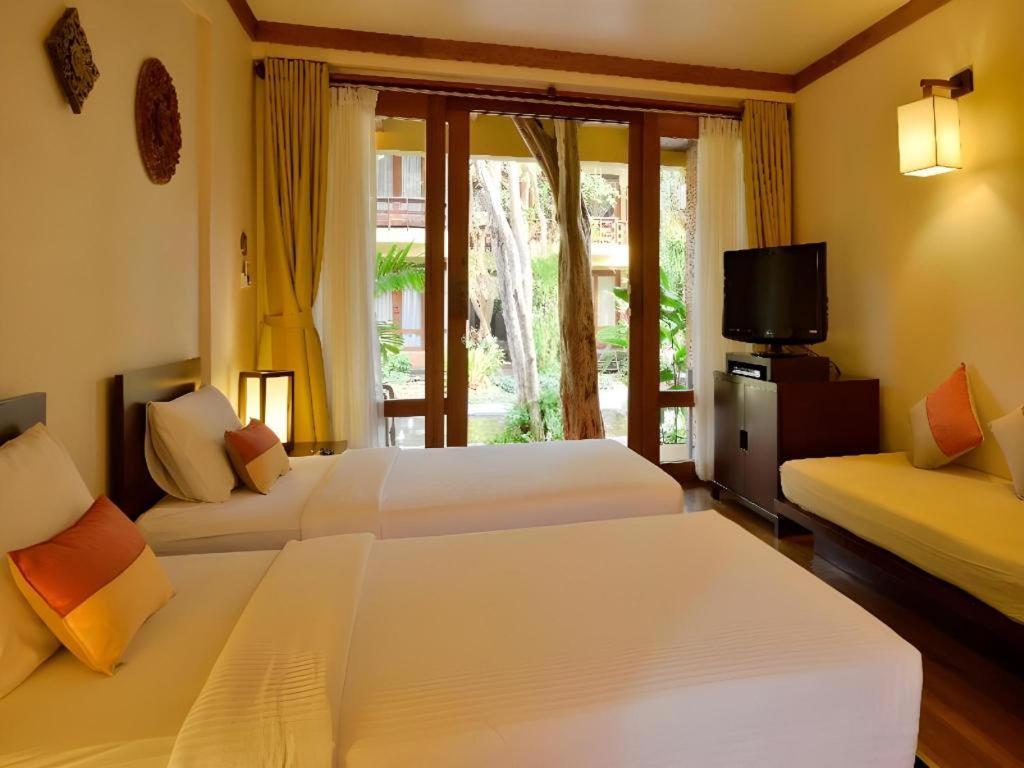 Baan Talay Dao Resort Хуахін Екстер'єр фото