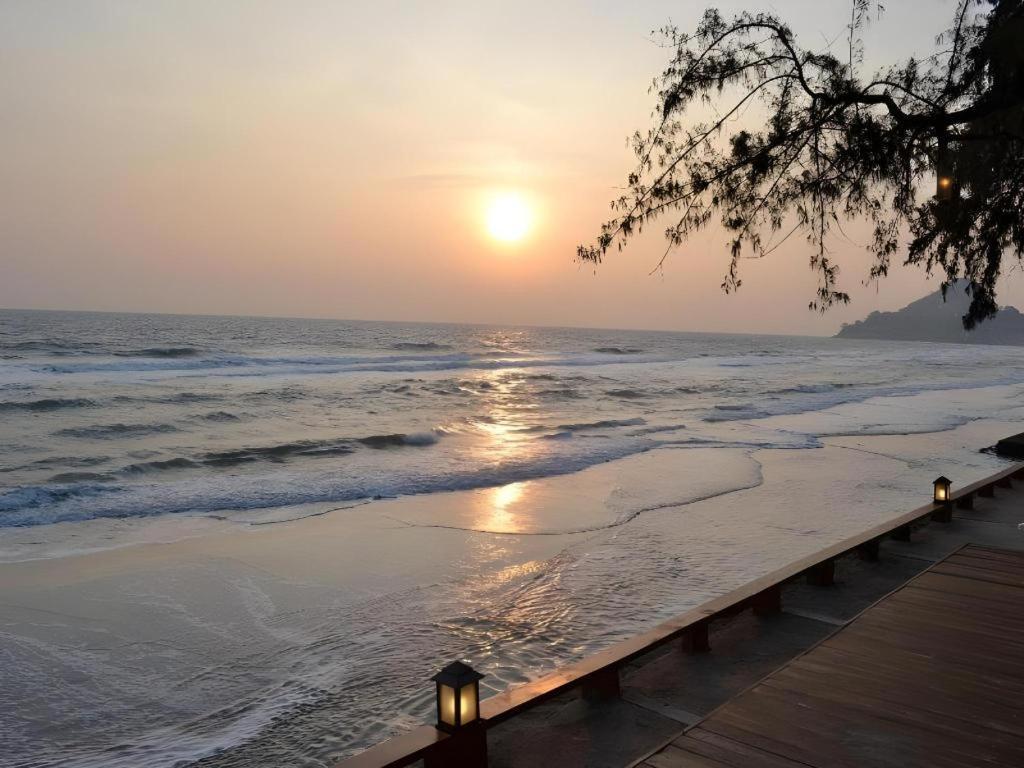 Baan Talay Dao Resort Хуахін Екстер'єр фото
